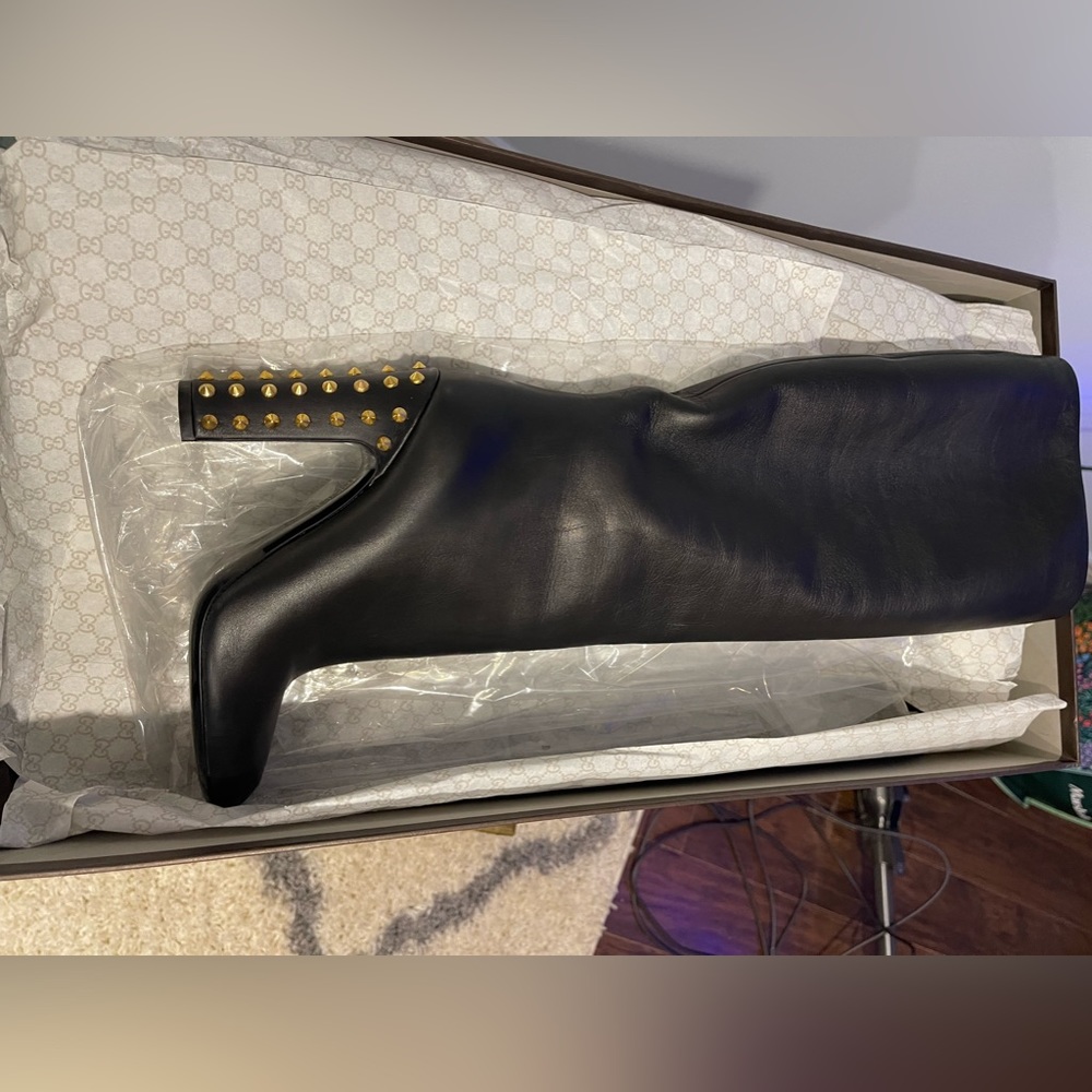 Gucci black heeled boots